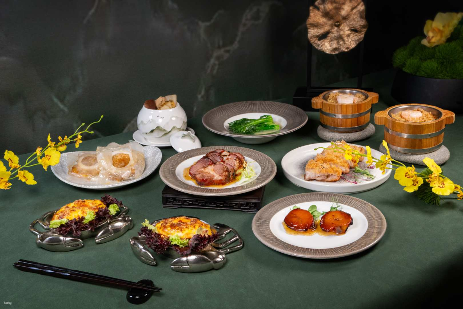 Six Nations Hotel | Yue Xuan Chinese Restaurant | "A Decade of Heartbreaking Romance" Limited Set Menu | Buddha Jumps Over the Wall (Two-Person Set Menu) | Classic Delights Set Menu | Cantonese Cuisine Set Menu | Qianlong's First-Class Dish Set Menu | Joyful Gathering of Nine Dishes Set Menu | Exquisite Seafood Set Menu | Golden Years Nostalgia Set Menu | Vintage Delights Set Menu - Photo 1 of 10